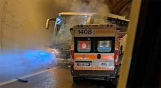 Urbino - Frontale tra autobus e ambulanza, quattro le vittime